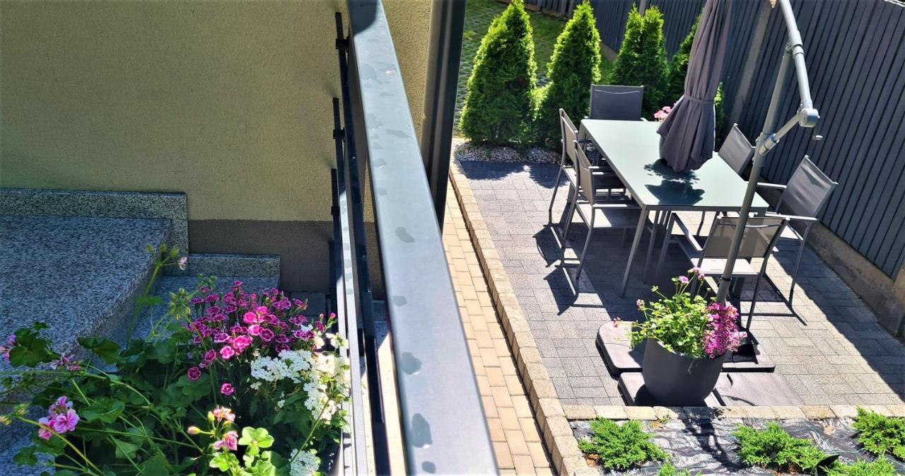 Urban Apartments Studio No 4A, Free Private Parking, Self Check-In Chorzów Εξωτερικό φωτογραφία